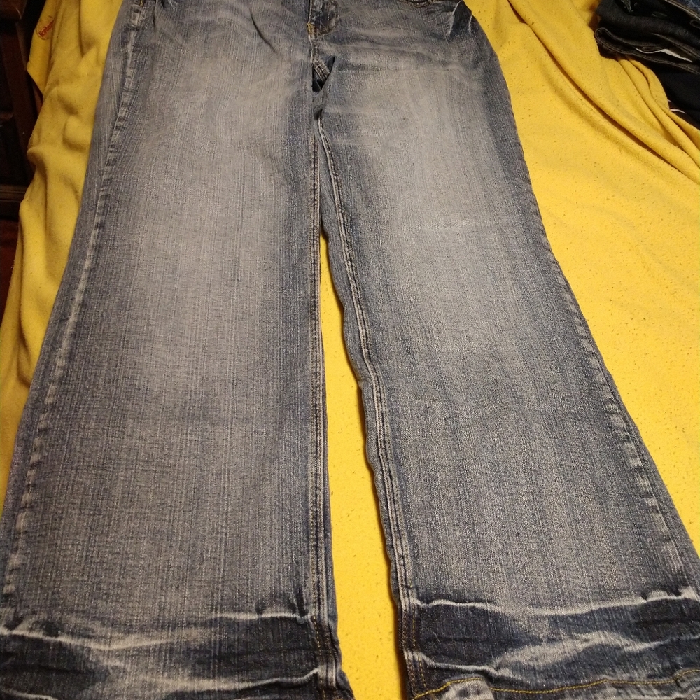 Wide leg jeans